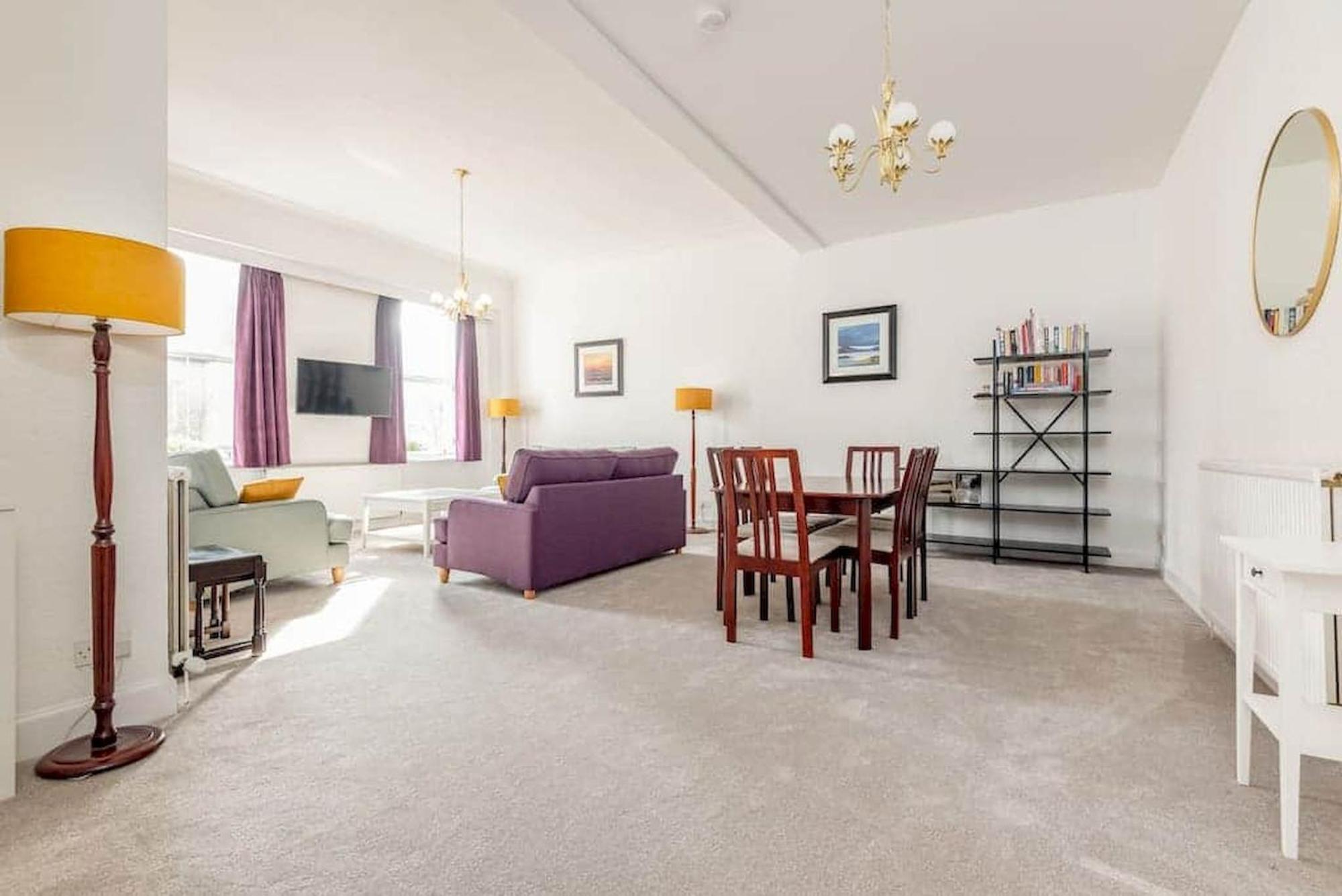 The Cross Keys Apartment - 85D Market Street 세인트앤드루스 외부 사진